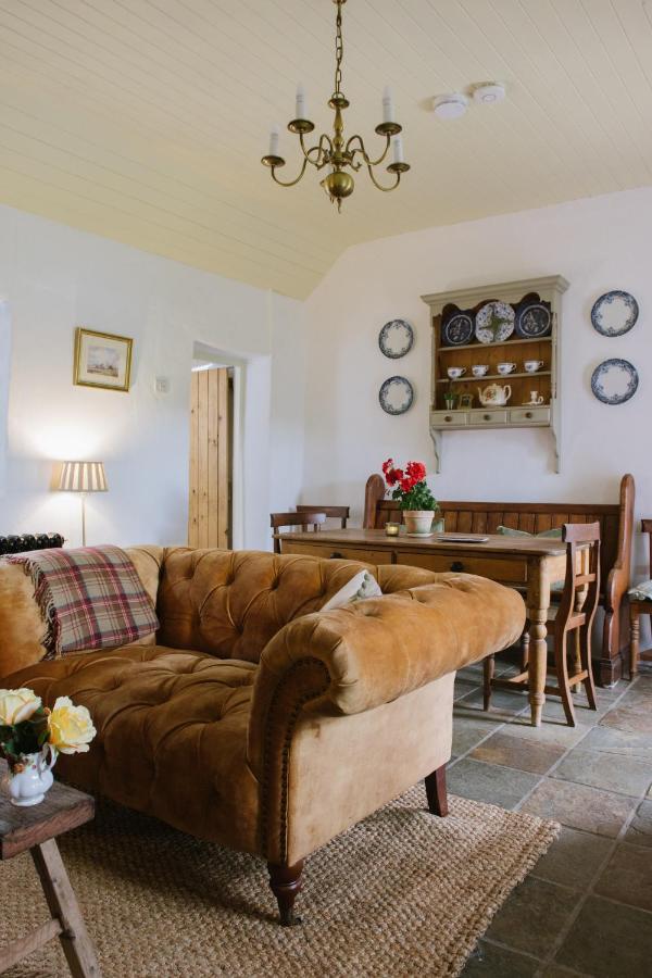 Keenaghan Cottage ベリーク エクステリア 写真