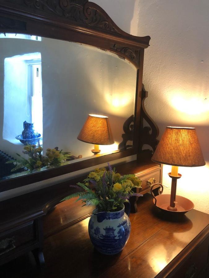 Keenaghan Cottage ベリーク エクステリア 写真
